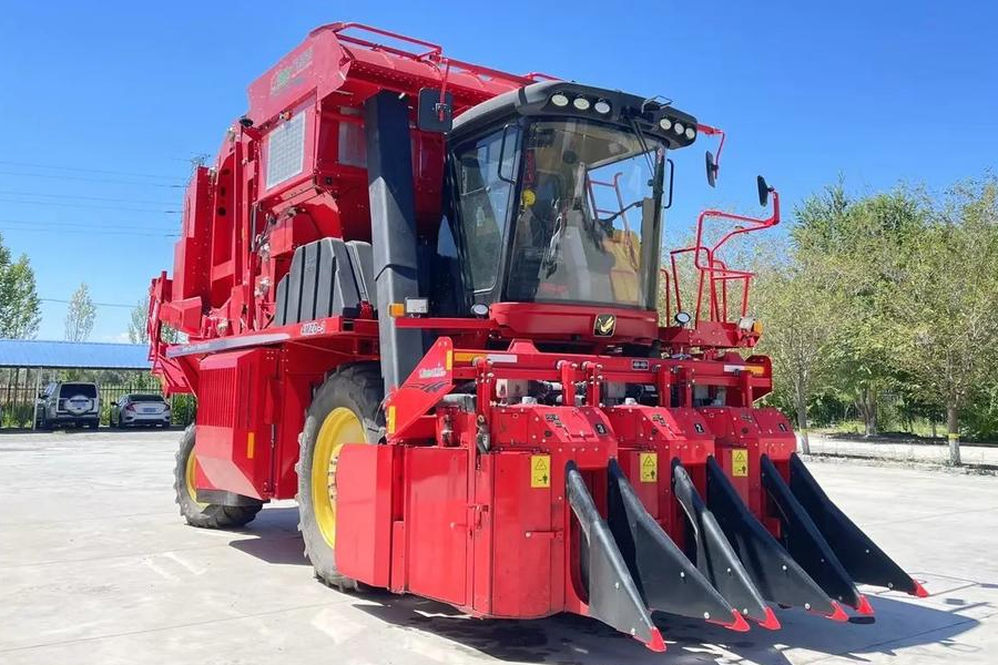 Agricultural Machinery for Mechanized Cotton Harvesting